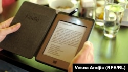 Дар Ғарбу Аврупо китобхонҳо ба китобҳои электронӣ гузашта, тавассути таблетҳои махсус дилхоҳ адабиётро мутолеа мекунанд