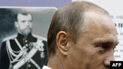 Россияне видят в Путине единственное олицетворение реальной власти