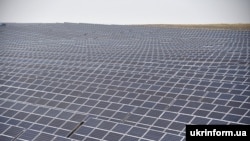 Президент України підписав законопроєкт, який дозволяє знизити тариф на сонячну та вітрову електростанцію