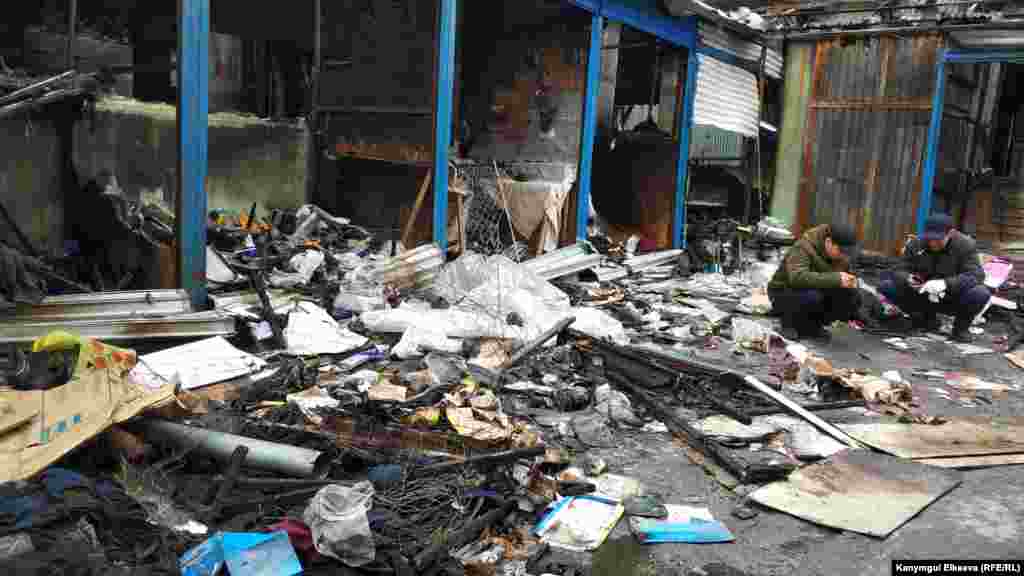 Соодагерлердин алды 1 млн. сом, арты 80 миң сом чыгым тарткан.&nbsp;