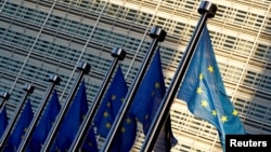 У Єврокомісії зауважують, що поки російська агресія проти України триває, надзвичайно важливо, щоб обмежувальні заходи ЄС були повністю реалізовані