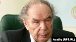 Индус Таһиров