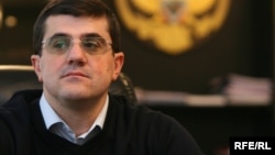 Արայիկ Հարությունյան, արխիվ