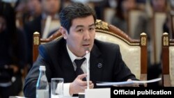 Руслан Акматбек.