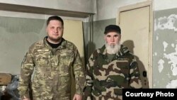 Шейх Мансуран цIарахчу батальонан командир ЧIебарлойн Муслим а, батальонан пресс-секретар СаьIид а