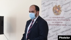 Արայիկ Հարությունյանը, արխիվ