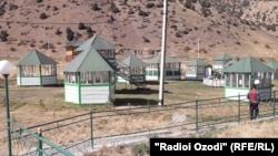 Столовая, которой владел Шодмон Раджабов, расположена на перевале Шахристан на трассе Душанбе-Худжанд