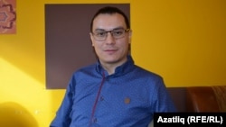 Рәзил Вәлиев