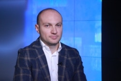 Андрій Бузаров