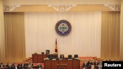 Жогорку Кеңештин алгачкы жыйыны. 10-ноябрь, 2010-жыл.