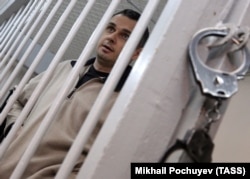 Олег Сенцов під час засідання суду у Москві. Грудень 2014 року