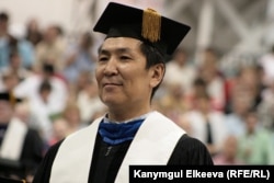 Жалалиддин Жээнбай.