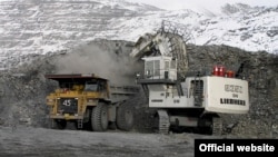 Кумтөр алтын кени.