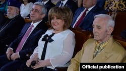 Armenia - President Serzh Sarkisian, his wife Rita and other dignitaries at an award ceremony in Yerevan, 28May2017.