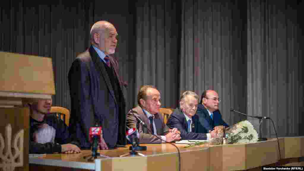 &laquo;Ми знову в цьому місті, де наш університет був задуманий і заснований Вернадським. Я радий, що через два роки &ndash; 2018-го &ndash;&nbsp;ми зможемо відсвяткувати сторіччя університету&raquo;, &ndash; заявив виконувач обов&#39;язків ректора ТНУ Володимир Казарін &nbsp;