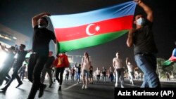 Ադրբեջան - Ի պաշտպանություն բանակի ցույցը Բաքվում, 14-ը հուլիսի, 2020թ.