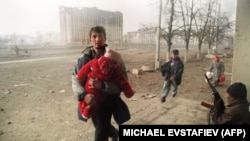 Соьлж-ГIала, Дечкен-беттан 9-гIа, 1995-гIа шо