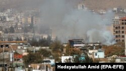 حملات بمی پی در پی در روز های نزدیک به مراسم عاشورا در کابل٬ جان چندین تن از شیعه ها را گرفت و تعدادی را نیز راهی شفاخانه ها ساخت