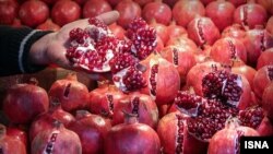 انار درشب یلدا زیب دسترخوان بسیاری از خانواده هاست