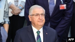 Թուրքիայի պաշտպանության նախարար Յաշար Գյուլերը: 