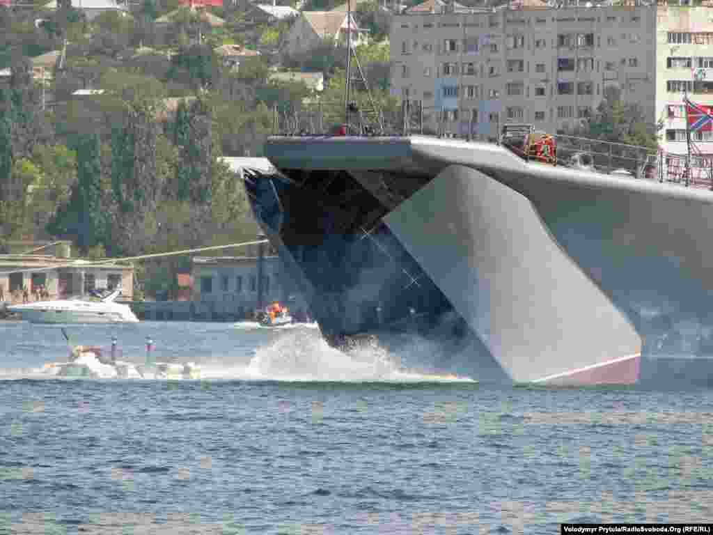 Показова висадка російського десанту на кримський берег 