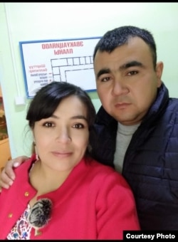 Бекзод Юлдашев келинчеги менен.