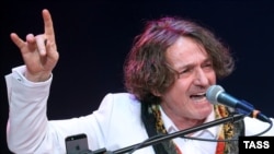 Balkan musician and composer Goran Bregovic performs at the Kremlin in Moscow in 2015.