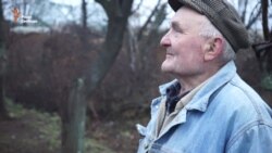 Все життя будував хату і в старості залишився бомжем – житель Новгородського (відео)