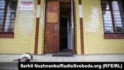 Постраждалих у вибуху баготоповерхівки у Києві переселили у школу-інтернат (фото)