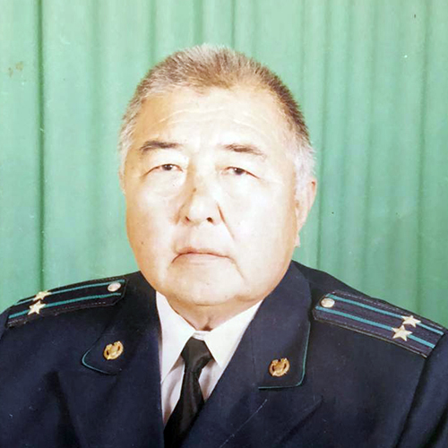 Эсенбаев Асил