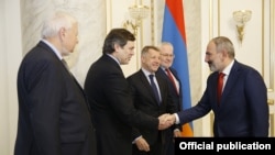 ԵԱՀԿ Մինսկի խմբի համանախագահները Երևանում հանդիպում են Հայաստանի վարչապետ Նիկոլ Փաշինյանի հետ, արխիվ