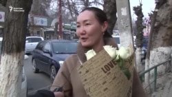 Жылуу сөз уккан аял канат байлайт