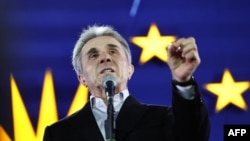 "Грузин кыялы" партиясынын түптөөчүсү Бидзина Иванишвили шайлоонун алдын ала жыйынтыгы жарыялангандан кийин. Тбилиси, 26-октябрь 2024-жыл