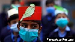 Пакистан ушул тушта коронавирустун экинчи толкунуна каршы күрөшкө болгон аракетин жумшап жатат. 