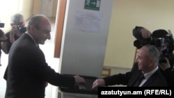 Բակո Սահակյան (ձախից), 3-ը մայիսի, 2015թ․