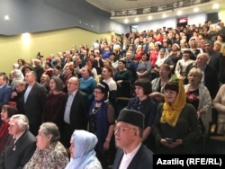 "Нур" театрында узган чарада катнашучылар