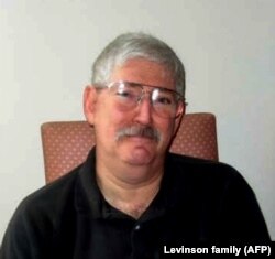 رابرت لیونسن