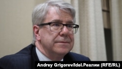 Советник-посланник США в РФ Тим Ричардсон