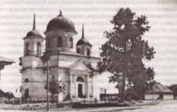 Стародубщина. На сьогодні втрачена церква Успіння Пресвятої Богородиці 1798 року, біля якої був похований Іван Борозна. Село Ведмедеве, яке адміністративно належало до Стародубського повіту Чернігівської губернії, а зараз це Клинцівський район Брянської області Росії