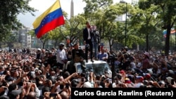 Վենեսուելա - Ընդդիմության առաջնորդ Խուան Գուայդոն ելույթ է ունենում Կարակասում ցույցի ժամանակ, 30-ը ապրիլի, 2019թ․