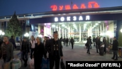 Амонуллои Ҳукуматулло солҳои 2002 то 2014 раҳбари ширкати "Роҳи Оҳан" буд