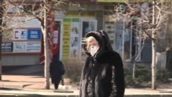 На вулицях Донецька людей в масках – небагато