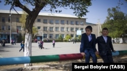 Школа в Нарыне. Иллюстративное фото.