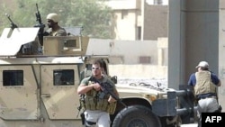 Сотрудники частной американской фирмы, охраняющие дипломатов в Ираке, отказались давать показания ФБР, ссылаясь на обещанный им иммунитет