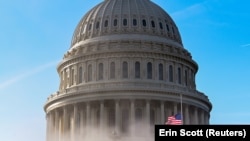 Купол здания Капитолия.