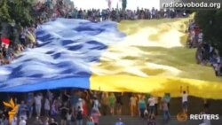 Одеса відзначила День Конституції «мегамаршем вишиванок»