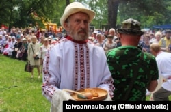 Альберт Разін, директор Інституту людини Удмуртського державного університету, який здійснив самоспалення, захищаючи удмуртську мову від русифікації