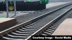 هوتک: تطبیق برنامه‌های ترانسپورتی و ترانزیتی می‌تواند افغانستان را به رفاه برساند.