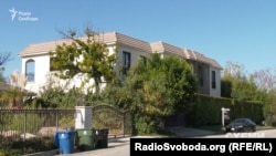 Будинок у Лос-Анджелесі, де мешкала родина Віталія Кличка