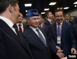 Путин Миланда EXPO күргәзмәсендә. 10 июнь